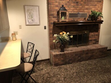 1802 Neuhaus Dr, Fort Wayne, IN 46808 - photo 3