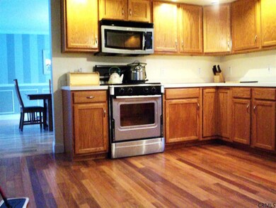 6224 Johnston Rd, Albany, NY 12203 - photo 4