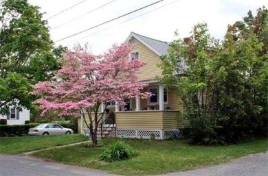 7 Madison Ave, Turners Falls, MA 01376 - photo 3