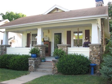 503 E 2nd St S, Newton, IA 50208 - photo 2