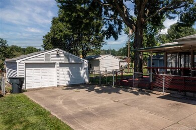 2713 Navajo Dr, New Albany, IN 47150 - photo 6