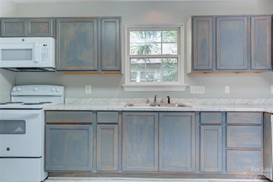 225 E End Ave, Statesville, NC 28677 - photo 7