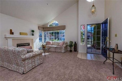 Spacious and sunny living room with fireplace, fre