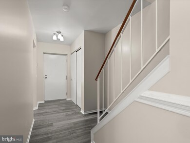 6909 Jones View Dr, Baltimore, MD 21209 - photo 3