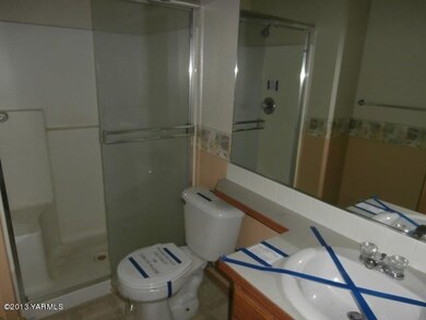 561-842686-bath 2
