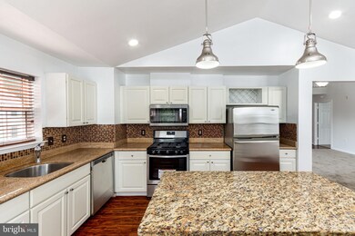 15605 Everglade Ln unit 302, Bowie, MD 20716 - photo 6