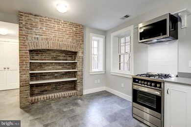 1224 N Calvert St unit B, Baltimore, MD 21202 - photo 3