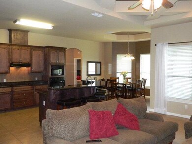 1417 Bianca St, Edinburg, TX 78539 - photo 2