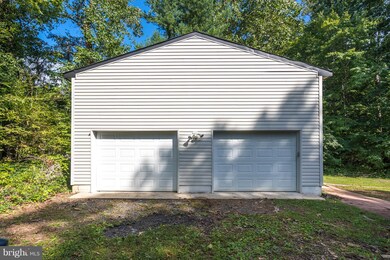 7306 Mariposa Dr, Manassas, VA 20112 - photo 2