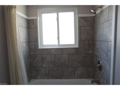 29520 Meadow St, Wickliffe, OH 44092 - photo 7