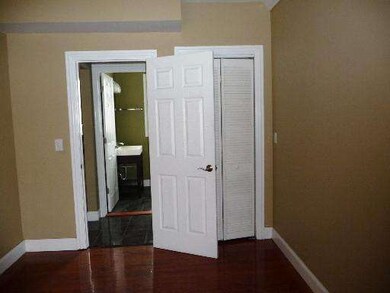 5533 W Barry Ave unit 2, Chicago, IL 60641 - photo 4