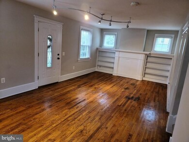 185 Taylor St, Orange, VA 22960 - photo 4