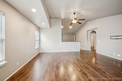 10 W Fairlane Place, Sapulpa, OK 74066 - photo 5