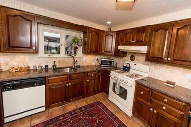 23 Juniper Brook Rd, Northborough, MA 01532 - photo 4