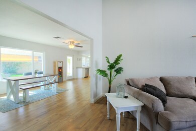 Family Room to Dining
