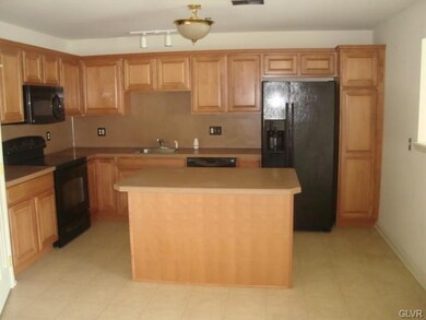 7130 Pioneer Dr unit 6-DL, Macungie, PA 18062 - photo 3