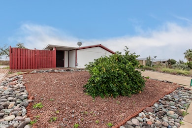 1537 W Beck Ln, Phoenix, AZ 85023 - photo 3