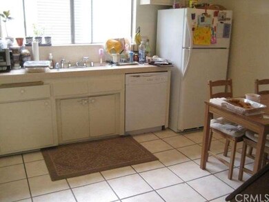 Spacious Kitchen