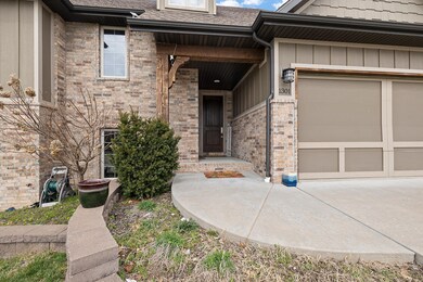 1301 S Amber Ridge Dr, Nixa, MO 65714 - photo 3