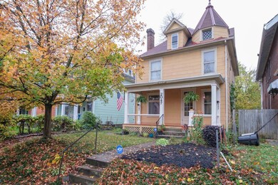 Front Sidewalk View