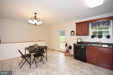 0 Lilleigh - Lot 69 Ct unit VASH121720, Maurertown, VA 22644 - photo 7