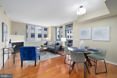 Continental Ballston unit 317, Arlington, VA 22203 - photo 2