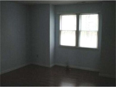 74 Tennis Plaza Rd unit 43, Dracut, MA 01826 - photo 4