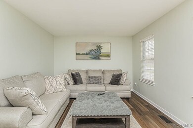 5931 Deerwater Ct, North Chesterfield, VA 23237 - photo 2