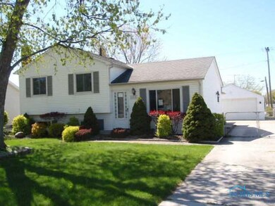 1518 Superior St, Genoa, OH 43430 - photo 2