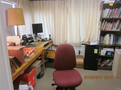 758 N Brookside Rd, Allentown, PA 18106 - photo 7