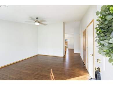 6221 SE Apollo Way unit 27, Hillsboro, OR 97123 - photo 6