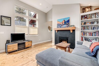 611 NE Vail Lane- 5
