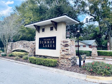 2376 Red Moon Dr, Jacksonville, FL 32216 - photo 2