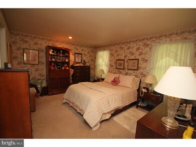 8 Banbury Ct, Trenton, NJ 08691 - photo 7