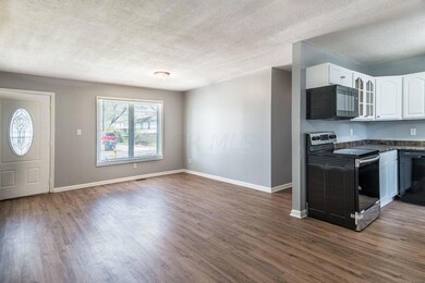 1672 Westbrook Dr, Columbus, OH 43223 - photo 3