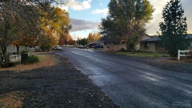 unlisted-address, Redmond, OR 97756 - photo 3