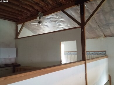 37000 S Wilhoit Rd, Molalla, OR 97038 - photo 2