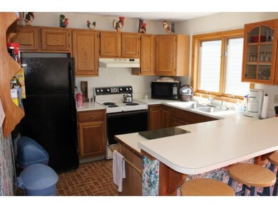 146 Forest Ridge Dr unit 1, Lincoln, NH 03251 - photo 6