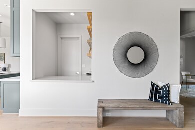 702 E 7th St, Houston, TX 77007 - photo 4