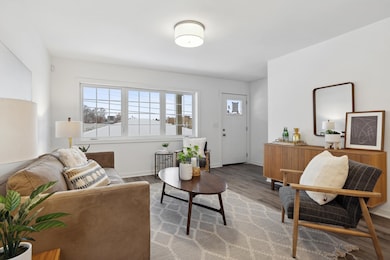 2028 N James Ave unit 2, Minneapolis, MN 55411 - photo 2