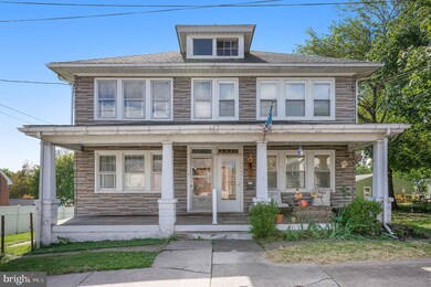 115 Elm St, Pottstown, PA 19464 - photo 2