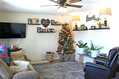 Living Room<|><|>