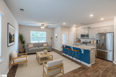 1422 Bella Grace Ct, Boiling Springs, SC 29316 - photo 3