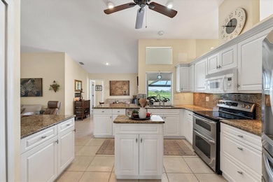 246 Rotonda Cir, Rotonda West, FL 33947 - photo 3