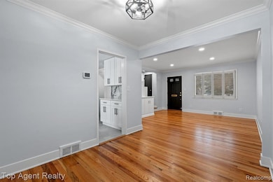 1724 Graefield Rd, Birmingham, MI 48009 - photo 6