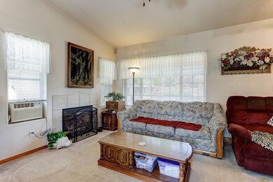 2372 NE Desert Willow Court-5