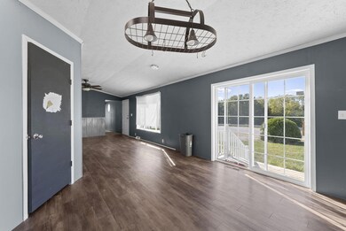 9-web-or-mls-4955 Abrams Dr-9
