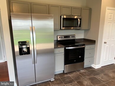 680 Cheshire Rd, Bunker Hill, WV 25413 - photo 5