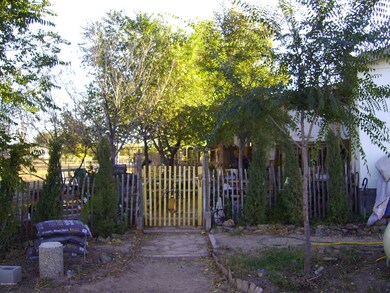 1805 W Quarterhorse Way, Paulden, AZ 86334 - photo 4