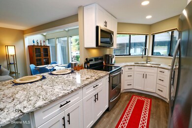 600 W Hubbard Avenue #49